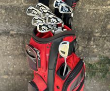 Full set of callaway golf clubs