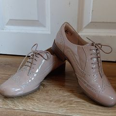 Clarks brogues