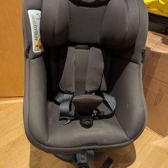 Baby car seat - Graco Turn2Me
