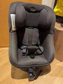 Baby car seat - Graco Turn2Me