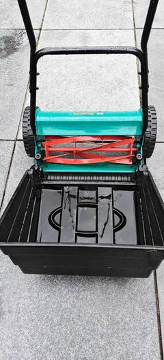 Push lawnmower Bosch
