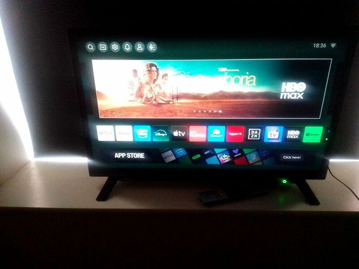 32"