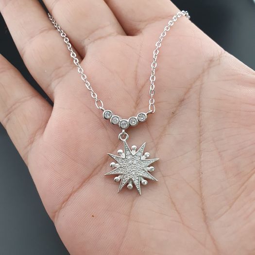 925 Sterling Silver Sparkling Sunburst Pendant Necklace with CZ Stones Elegant Radiant Star Design