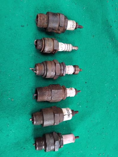 vintage sparkplugs