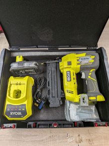 Ryobi 18v nailer kit