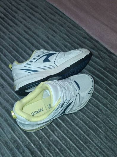 kids trainers