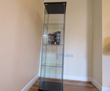 2 display cases