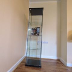 2 display cases