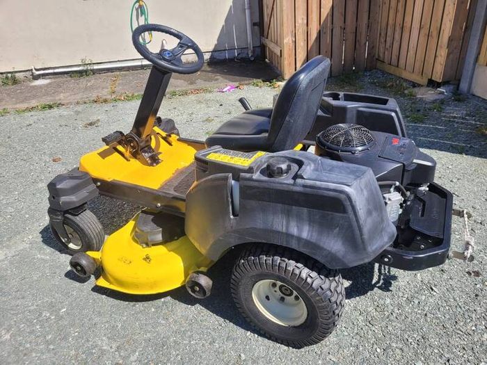 cubcadet zeroturn lawnmower