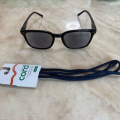 2 Tinted reading glasses +1 and +2.5