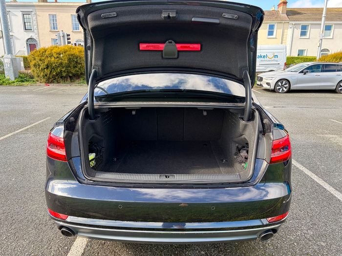2016 Audi A4 2.0 TFSI Automatic, Adaptive Cruise, 190 BHP, 76,000 KM