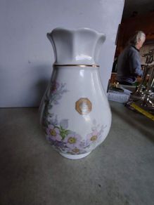 Irish vase, Royal Tara vase, Galway vase, Decorative vase, Irish Bone China