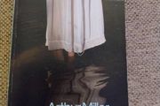 Arthur Miller The Crucible Penguin Classics in good condition with some signs of wear on the cover see photos FREE STANDARD POSTAGE INCLUDED