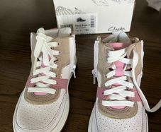 Brand New Clarks Trainers - Girls, Size UK 10.5 F / EUR 28.5