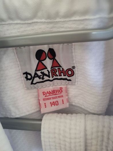 Danrho Dojo Line Judo Gi Set Size 140