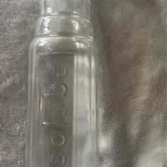 Essolube oil bottle