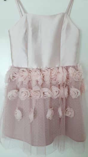 Girls dresses