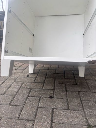 free wardrobe