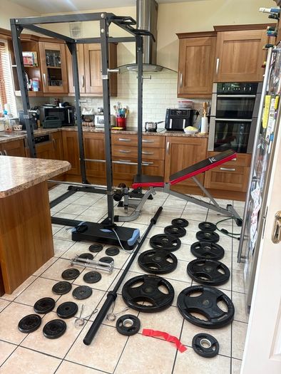 Beautiful Full Gym Weightlifting Set Up, Power Rack, Olympic Bumper Weights, Bench + Dumbbells +more