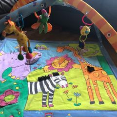 Baby gym/ play mat