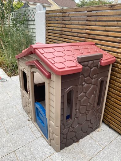 Little Tikes playhouse