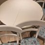 table and chairs Image 3