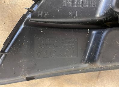 Toyota Corolla 2006 fog light grill