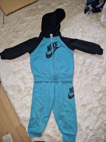 nike track 18months