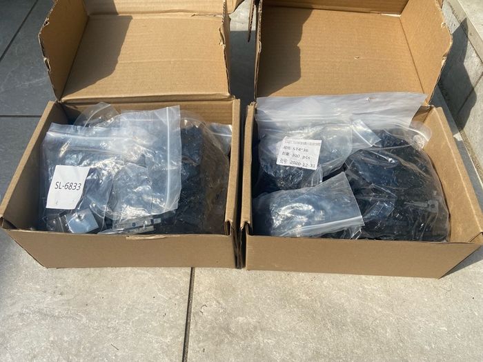 Composite decking installation kit Tile Merchant plus box of decking screws