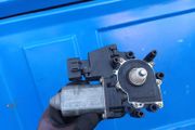 Audi A4 b5 front left window motor