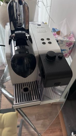 Coffee machine Nespresso