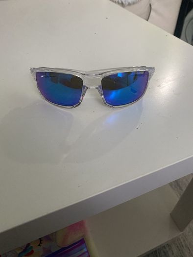 oakley Gibston