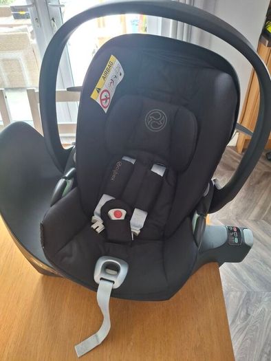 Cybex Cloud T i-Size Car Seat /  Base T 360 degree Rotating ISOFIX Base and Pushchair Adaptors