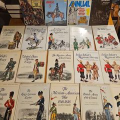 Osprey Men-at-arms Series, Published In 1974 X 15 Fabolous Military Books Plus 2 X Military  Modeling Annuals 1 &3. Plus 3 Other Military Books. All In Good Condition.  See Photos For Same.