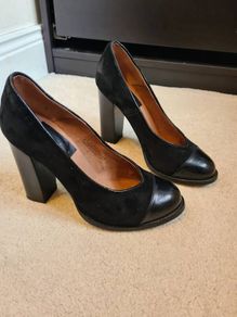 Me Too Spain Leather heels UK4