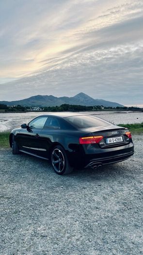 Audi A5 Sline Black edition