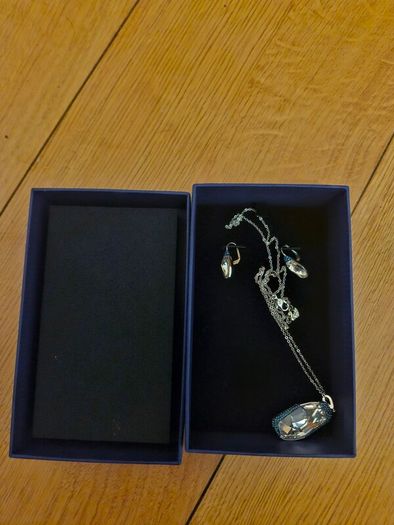 Swarovski set
