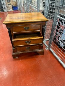 chest of draws solid wood