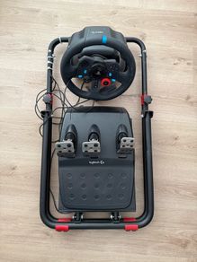 Logitech G29 Racing Wheel Pedals Stand Great Condition