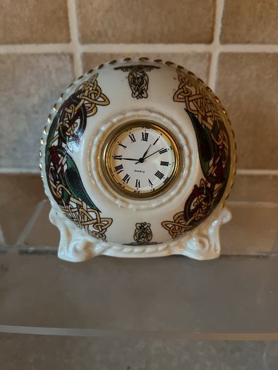 Cre 3 piece set Galway Clock Vase & Candle stand