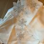 Embroidery Round Table Cloth & Matching Runner Image 5