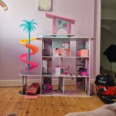 LOL Doll House
