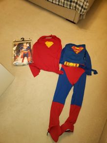 costume Superman Size Large 10-14 yrs NEW