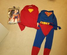 costume Superman Size Large 10-14 yrs NEW