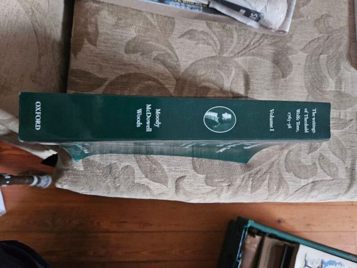 The Writings Of Theobald Wolf Tone, 1763-1795. Edited By T.w. Moody, R.b. Mcdowell And C.j.woods. Paperback In Good Condition.  See Photos For Same.