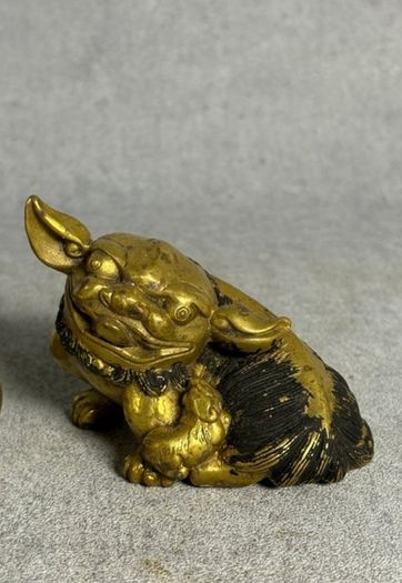 Guardian Lion statues - Gilt Bronze