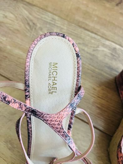 Michael Kors wedges sneak print leather