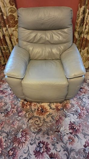 3+1+1 Premium Electric Reclining Leather Suite