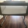 Graco Sweet2Sleep Bedside Crib. Like new Image 4