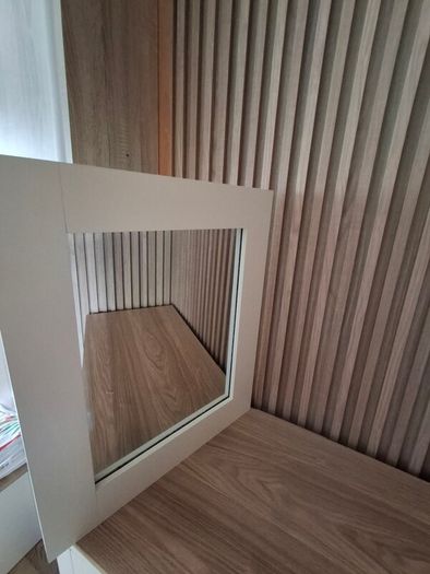 Dressing Table And Mirror Set